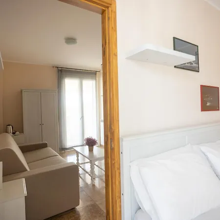 Donnalina فندق مبيت وإفطار